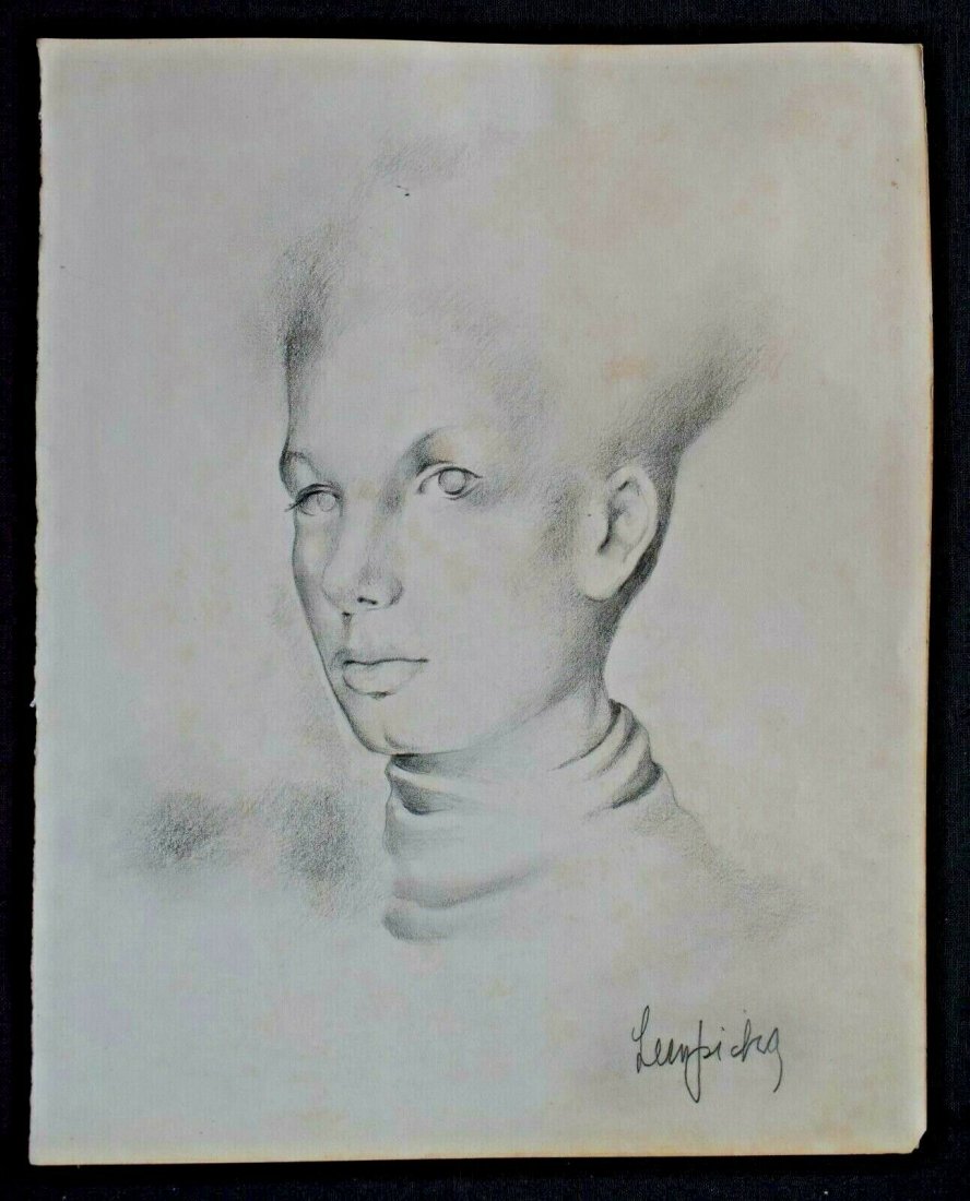 TAMARA DE LEMPICKA - DRAWING & PAINTING, GRAPHITE: TAMARA DE LEMPICKA - DRAWING & PAINTING, GRAPHITE ON PAPER, SIGNED.10 3/4"x 8 1/2".Unique and interesting collectible art piece!. Artwork is in great condition. To be sold "as is" and listed as in "th