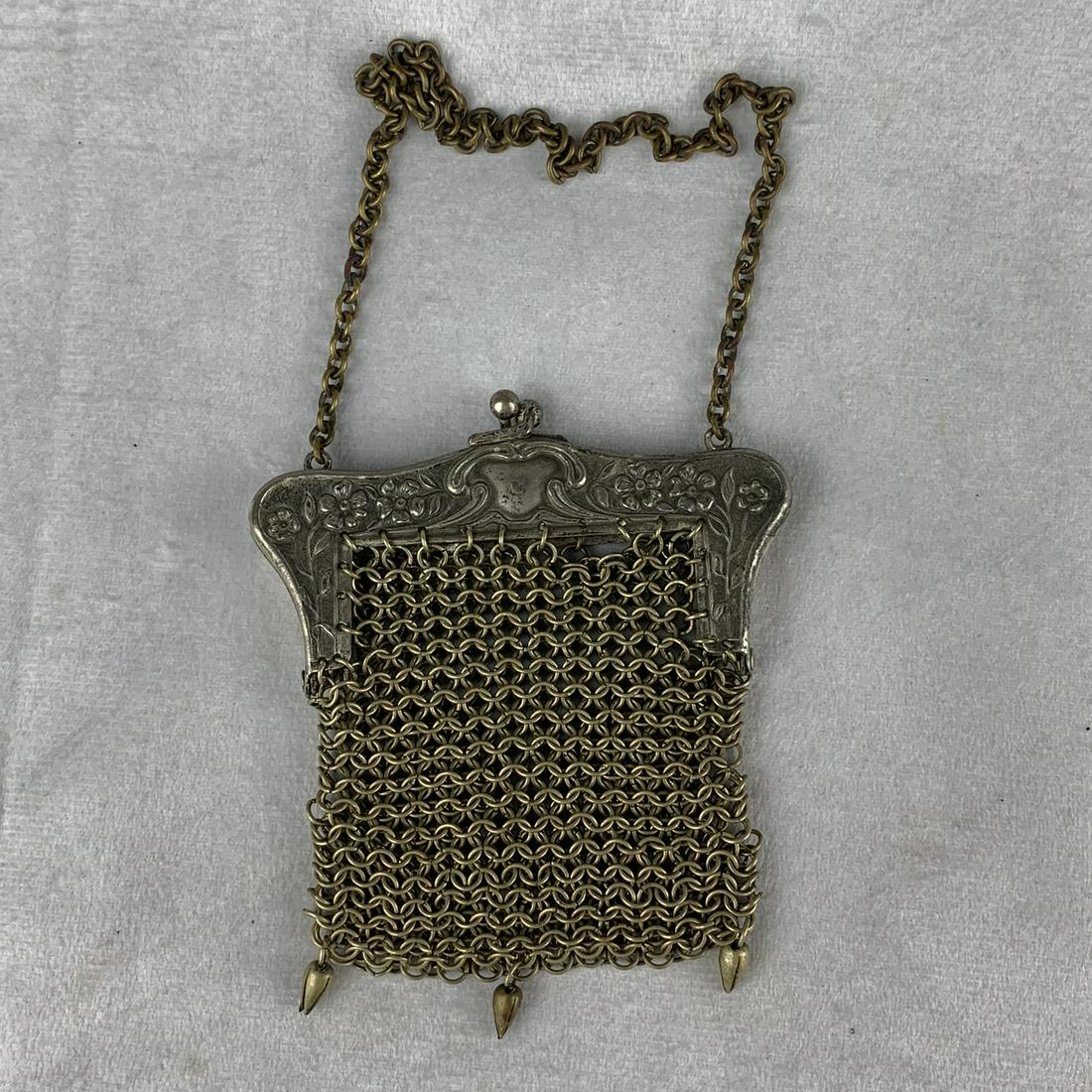 Fancy Victorian Wire Mesh Clutch Purse: A very cute Victorian wire mesh clutch purse. 4” x 4” with out handle. NO damage.