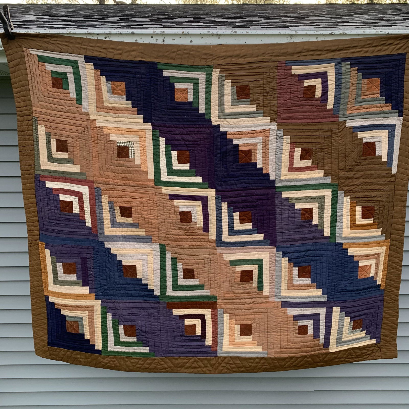 Early Log Cabin Quilt (1 of 3)