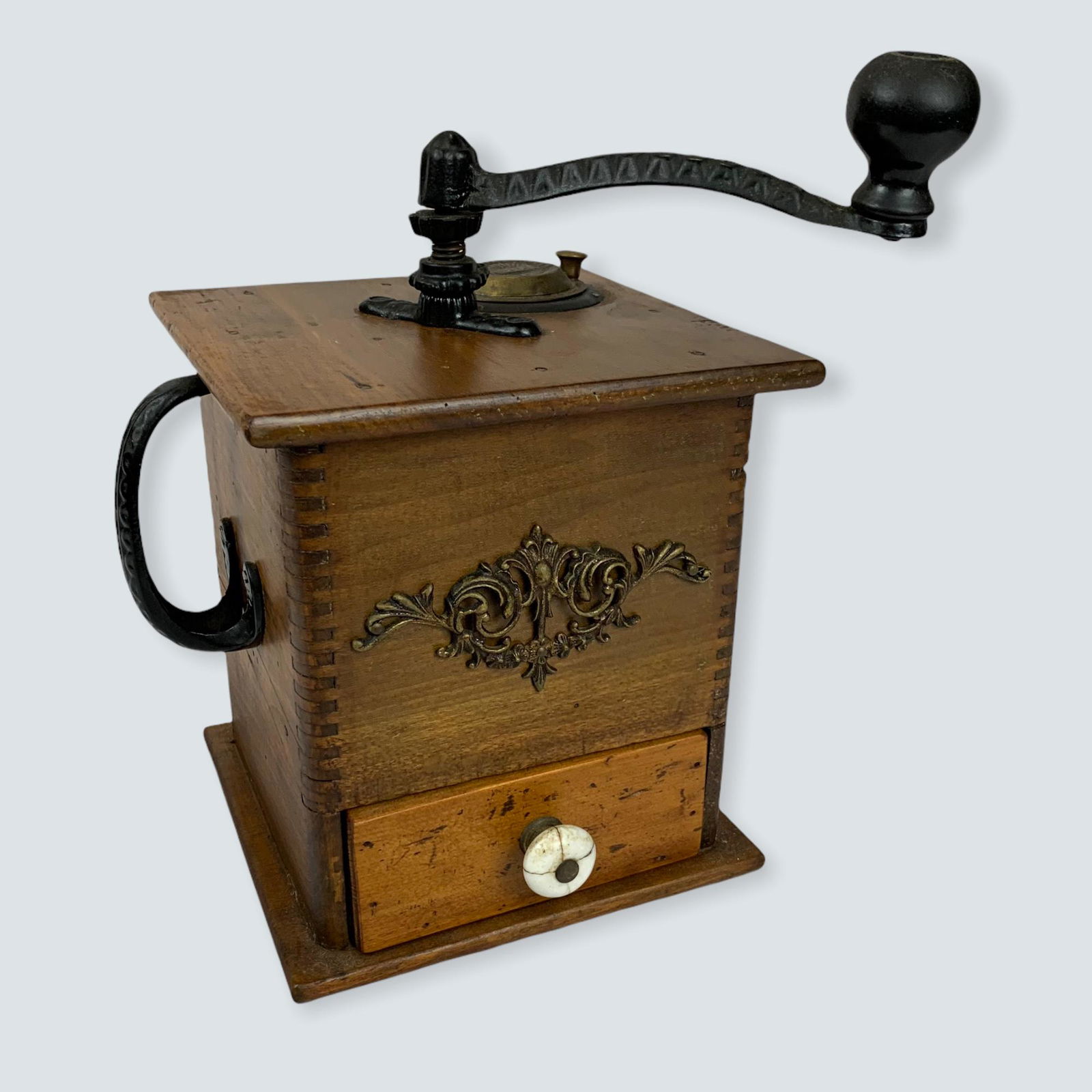 Wooden Coffee Grider (1 of 3)