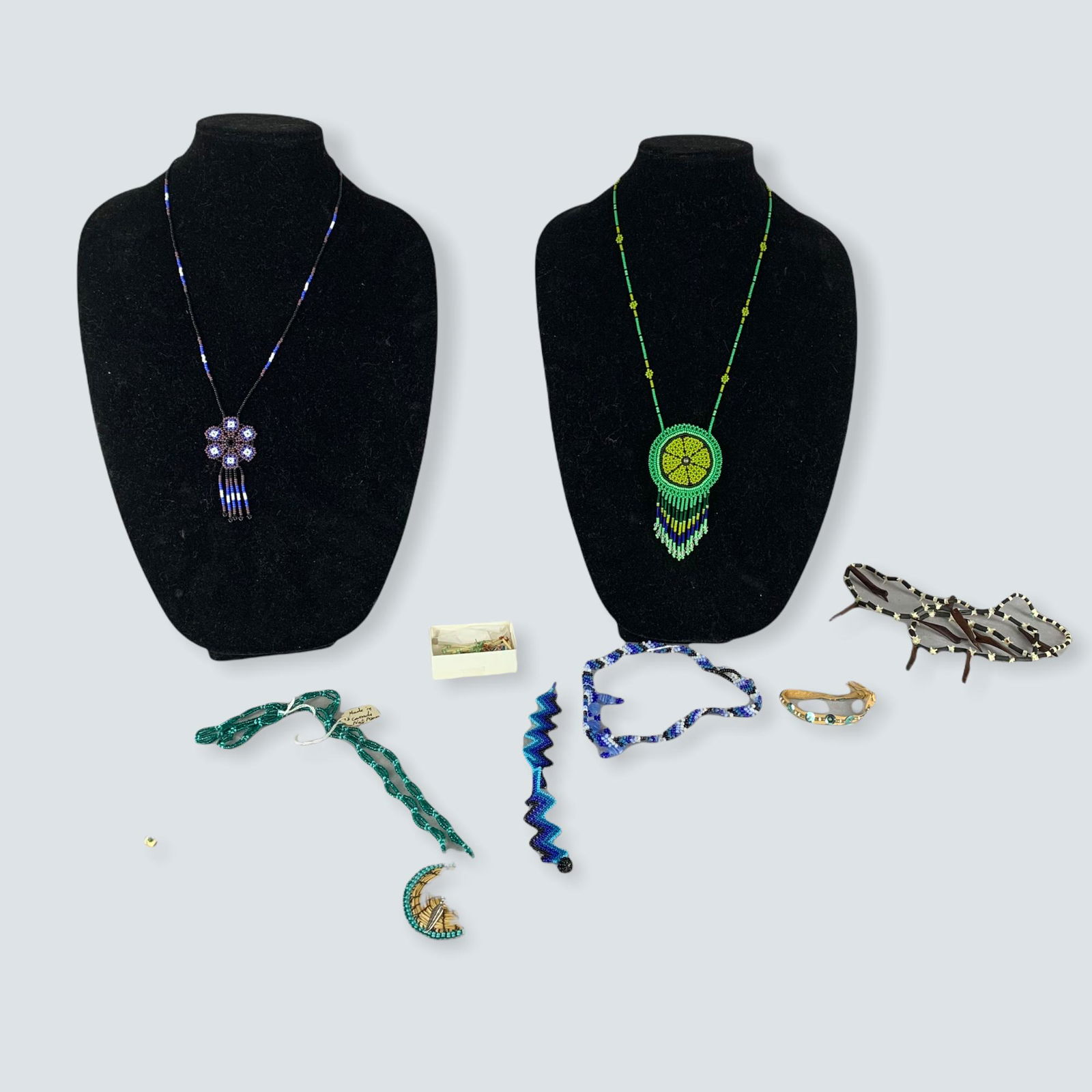 11 Various Beaded Jewelry nItems (1 of 1)