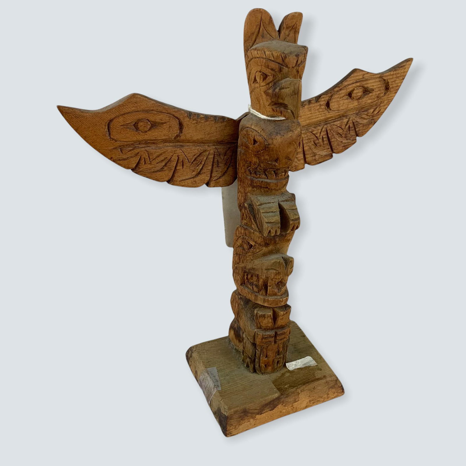 Carved Thunderbird & Bear Totem b y Ralph Lewis (1 of 2)