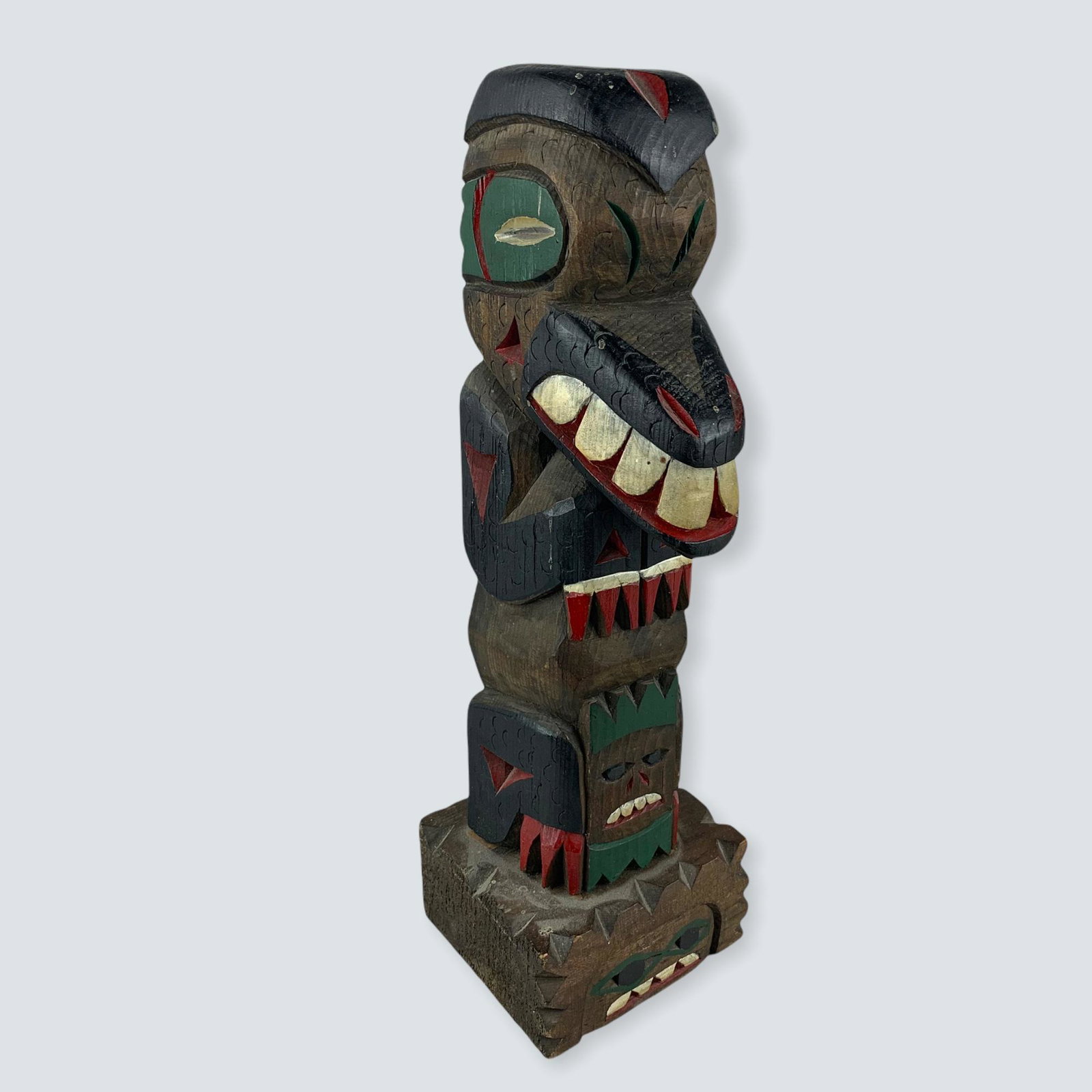 Carved Totem: Nice 11 3/4r carved totem pole, good