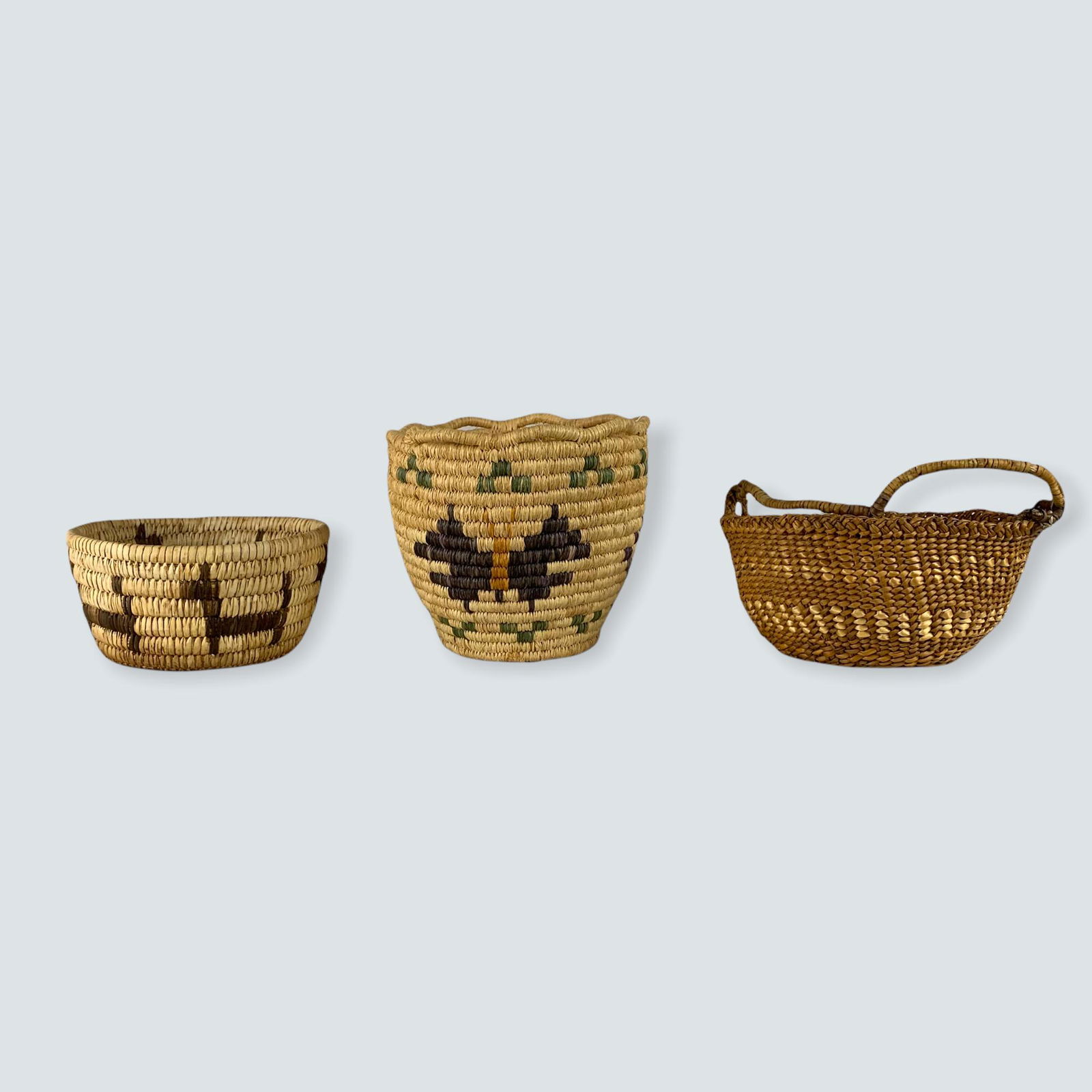 Lot of Inuit - Chehalis. & Papago Baskets (1 of 2)