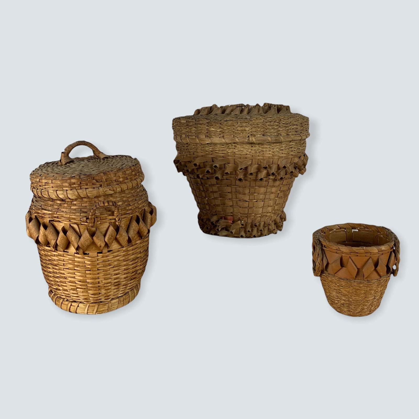 3 Early Woodlands Curly Cue Baskets (1 of 2)