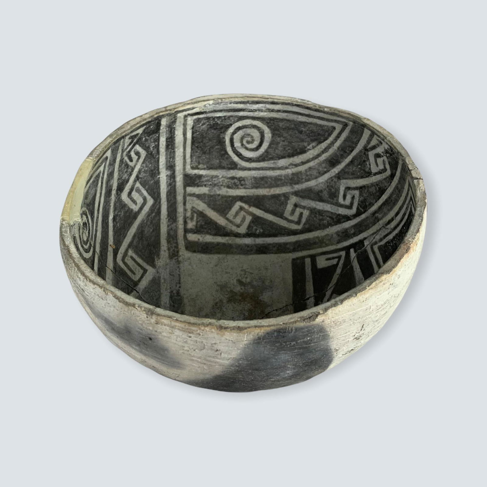 Anasazi Black on White Prehistoric Bowl 1100-1200 A.D. (1 of 2)