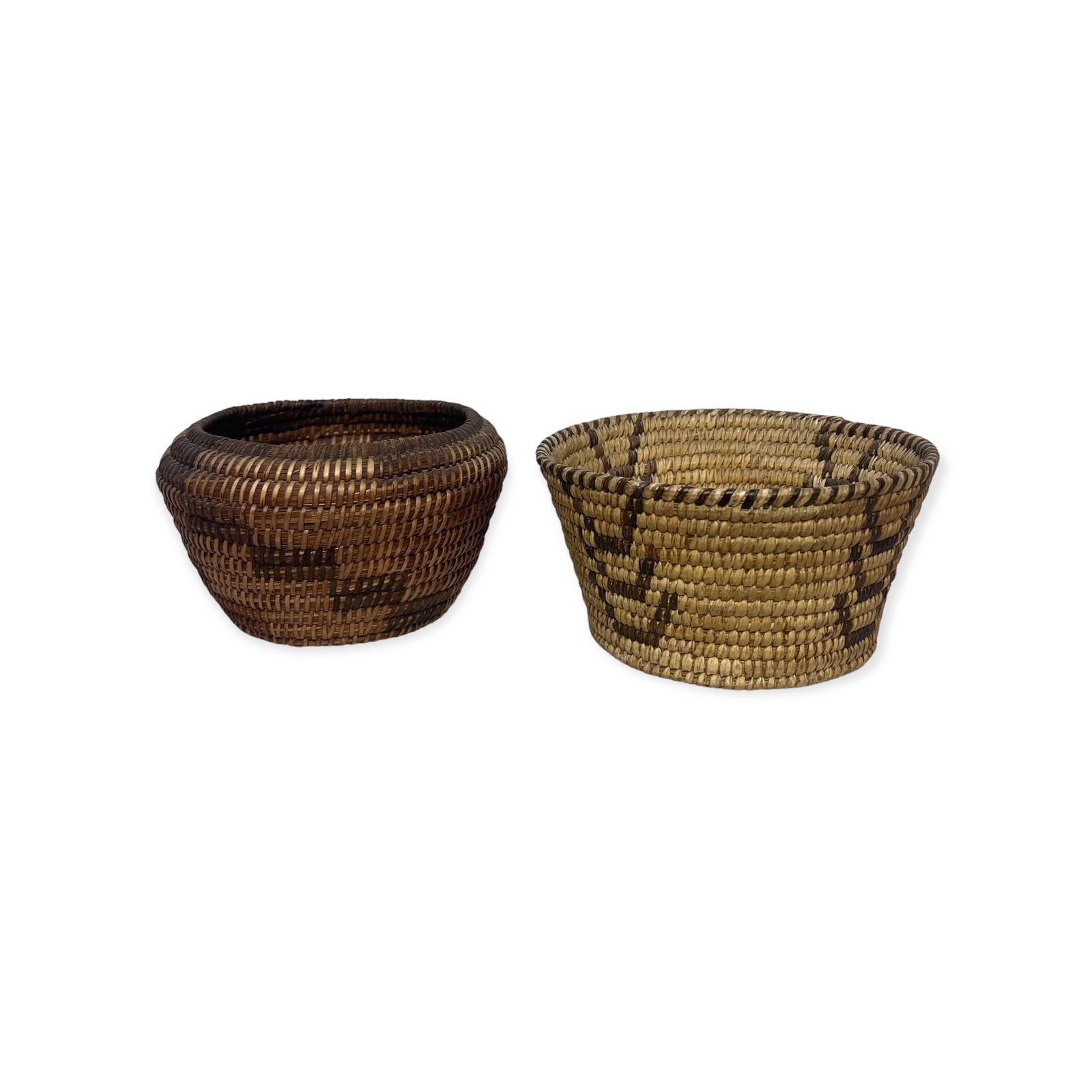 Vintage Pima & Papago Indian Baskets: Group of 2 vintage Indian baskets. A Pima? 6 1/2 x 4 inch rolled top basket and a 7 x 4 inch Papago Tohono O'odham basket. Both baskets in excellent condition