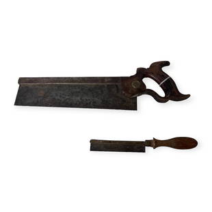 A Disston Backsaw & Antique Razor Saw: 2 piece lot to include a 17 inch Disston backsaw and a 9 1/2 inch antique razor saw.