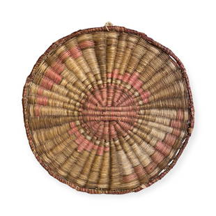 Large Hopi Wicker Plaque/Tray: A nice and colorful Hopi wicker plaque/tray. Measures 13 inches in diameter.