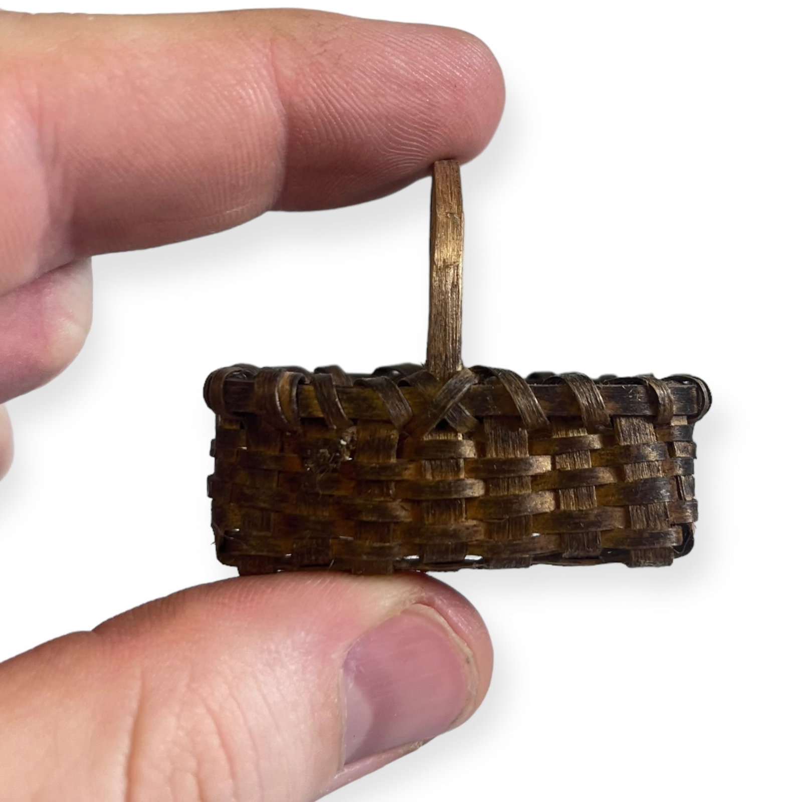 Thumb Sized Miniature Splint Basket (1 of 2)