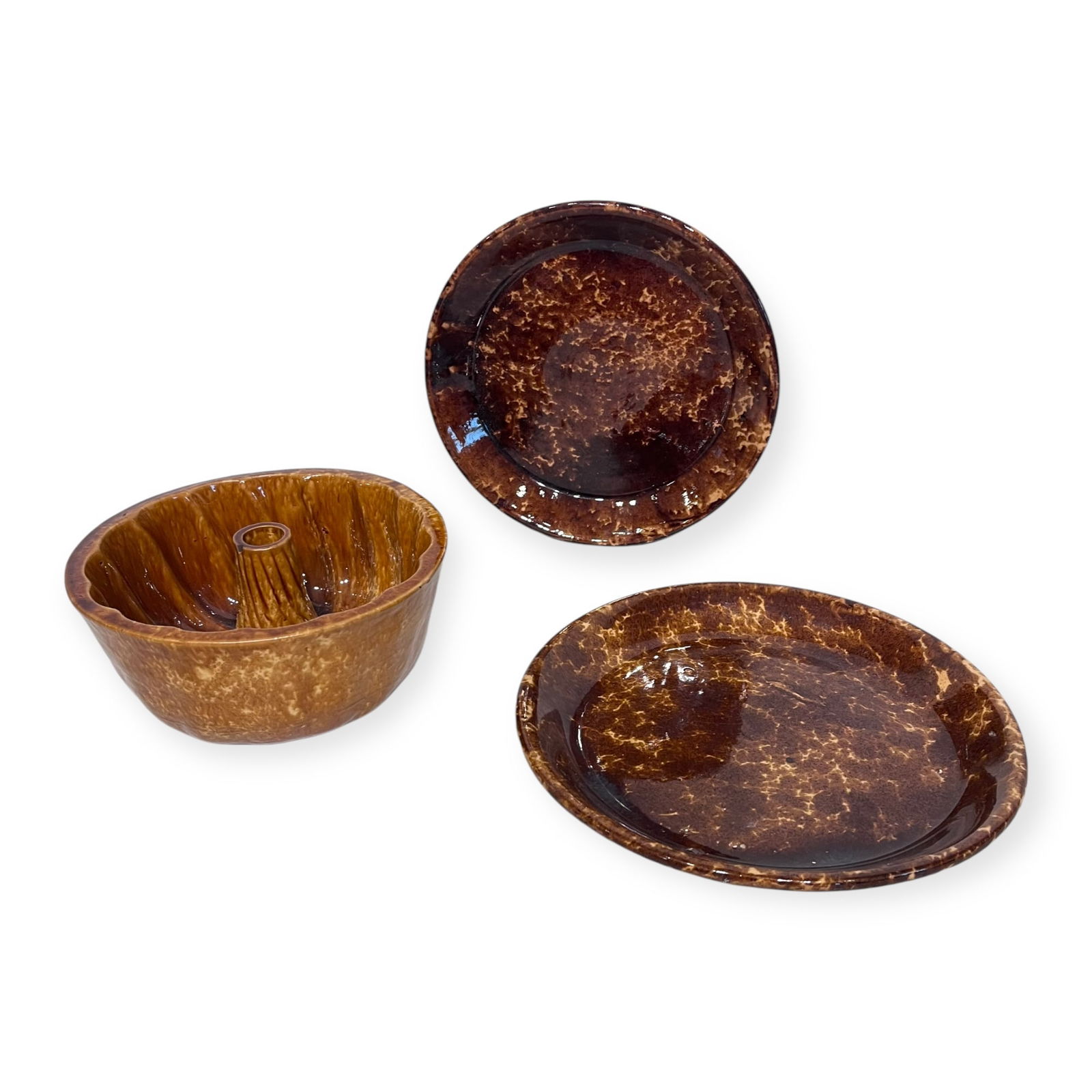 Bennington Turks Mold & Two Plates (1 of 1)