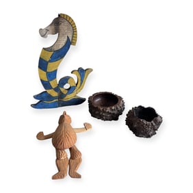 4 Wooden Pieces/Carvings