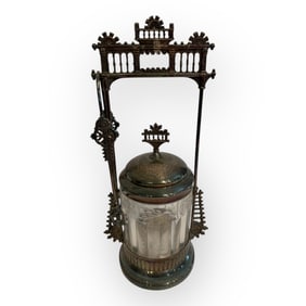 Victorian Pickle Castor