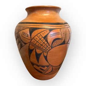 Large Hopi-Tewa Rolled Rim Vase
