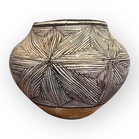 3 Color Acoma Pottery Olla