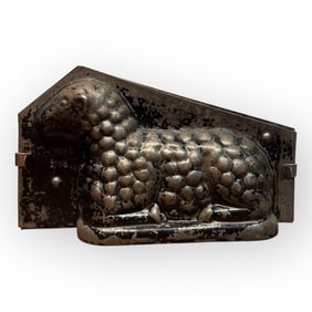 Vintage Resting Lamb Metal Chocolate Mold