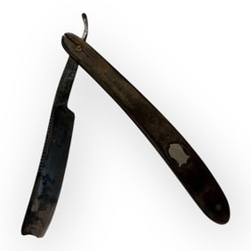 Early Straight Razor