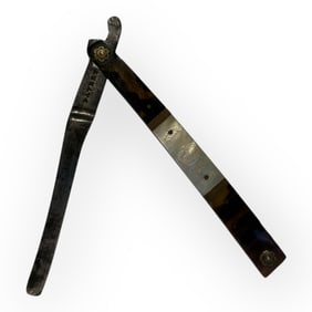 Early Straight Razor
