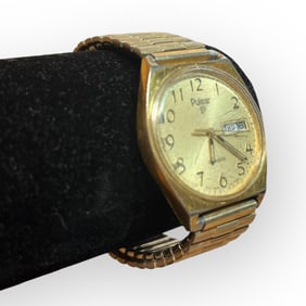 Pulsar Gold Womens Wristwatch