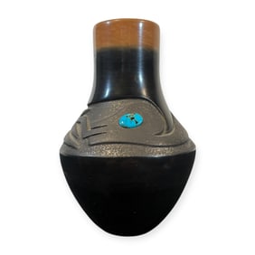 Rare San Ildefonsono Black & Sienna Vase With Inlaid Turquoise (Dora Tse Pe, 1939 - 2022)