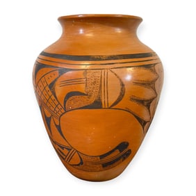 Large Hopi-Tewa Polychrome Pottery Vase