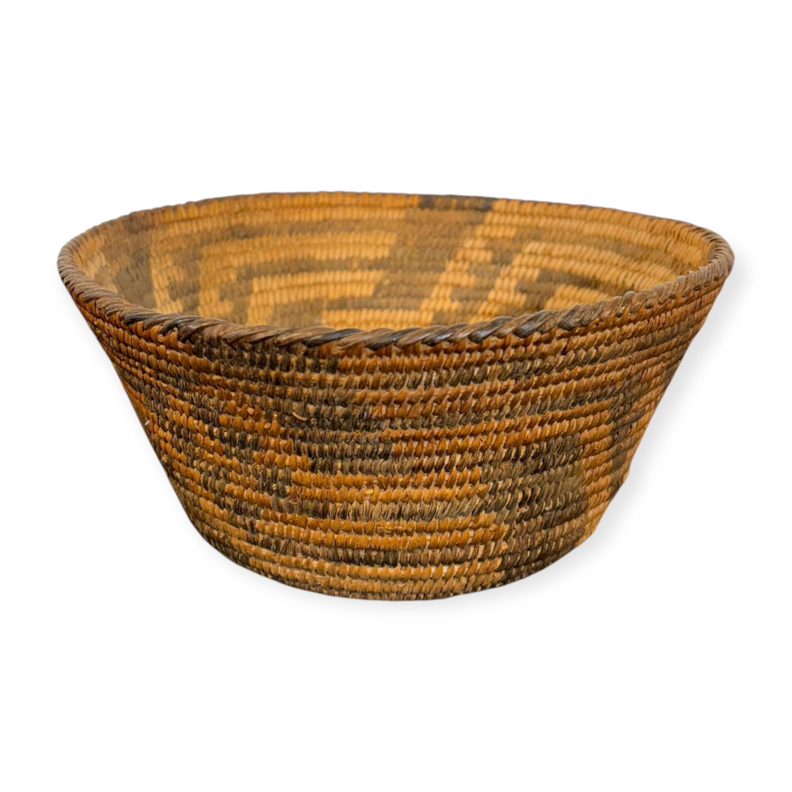 Small Pima Bowl: Measuring 8 x 4 inches. Good overall condition with herring bone woven rim.