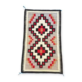Excellent Regional Navajo Textile