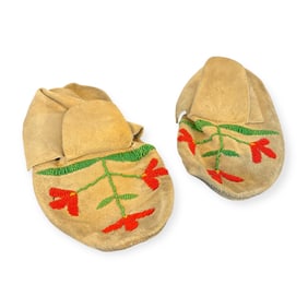 20th C Beaded Santee Sioux Mocs