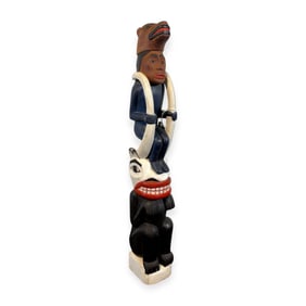 Bella Colla Totem Pole