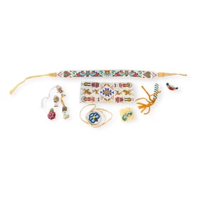 Grouping of 20th C Beaded Native American Tourist Items