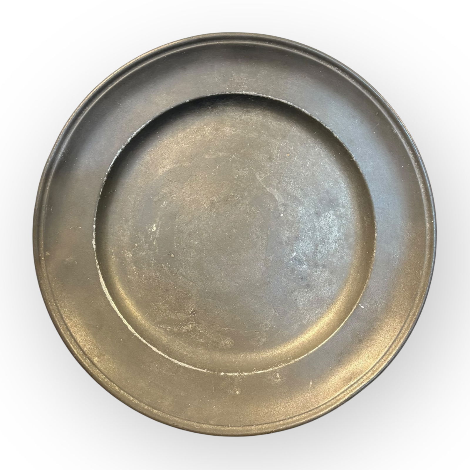 Early Pewter 10 Inch Plate: Early pewter 10 inch plate. 19th century English export. Great condition
