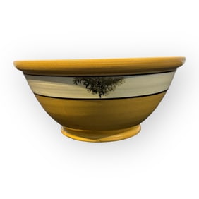 Antique Mocha Bowl In Seaweed Pattern