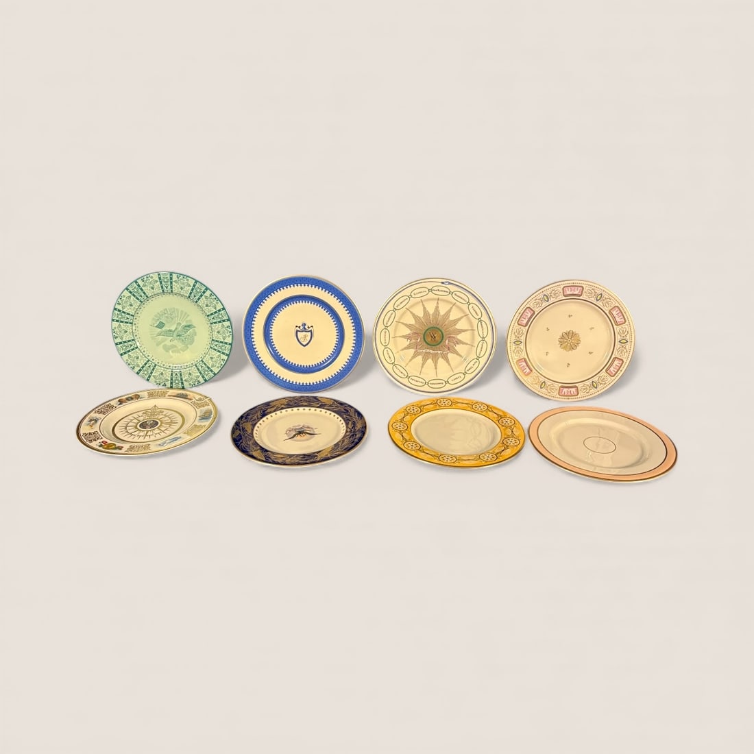 8 Limited Edition " The White House China Collection" Plates: 8 different limited edition plates from the " White House China Collection ". 10 3/4 inch dinner plates. All good