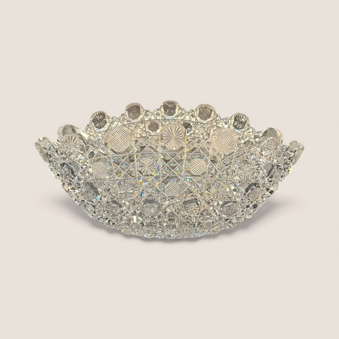 Brilliant Period 10 Inch Cut Glass Low Bowl: Great 10 inch cut glass low bowl. 3 inches tall. Brilliant period. Excellent condition