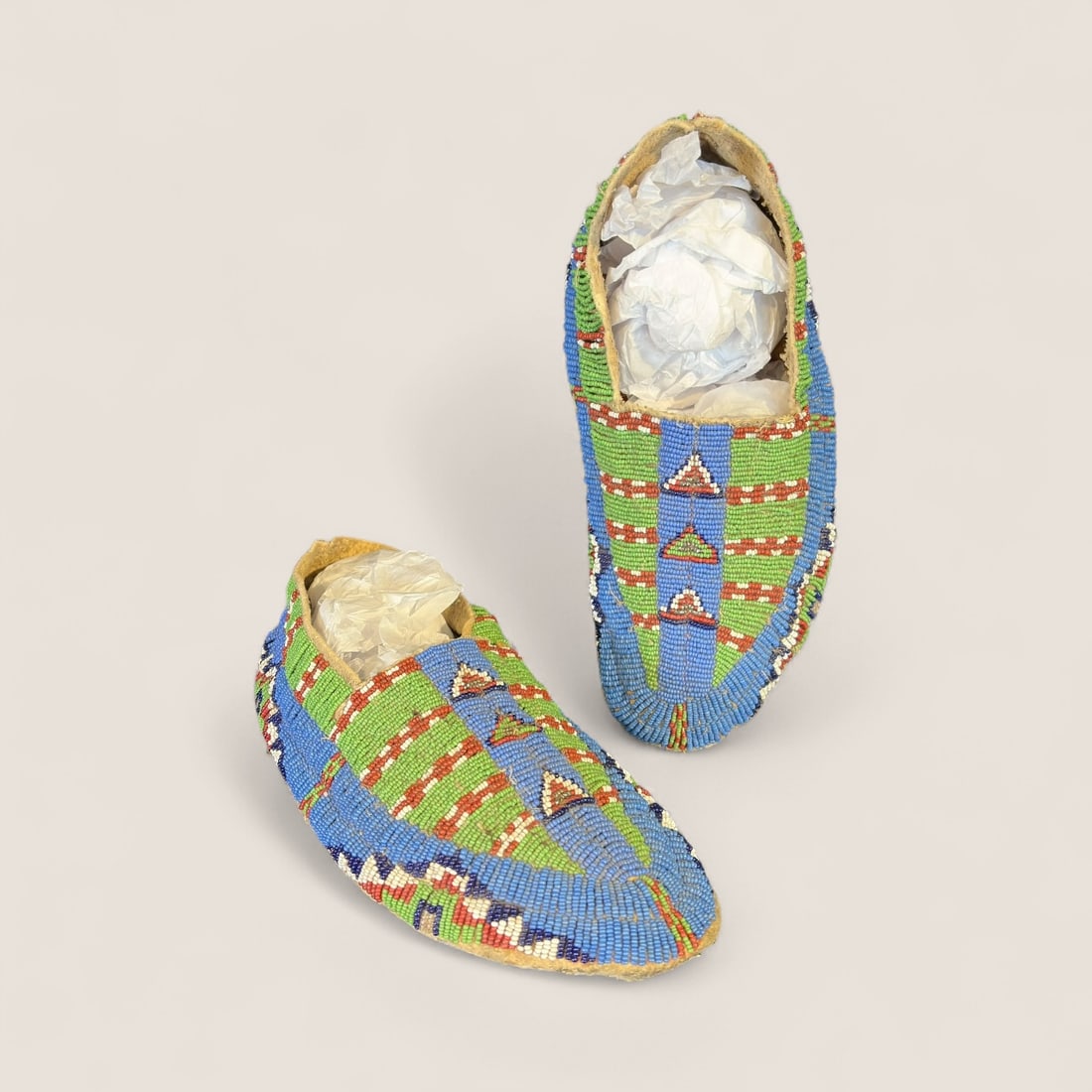 19th C Sioux Moccasins (1 of 3)