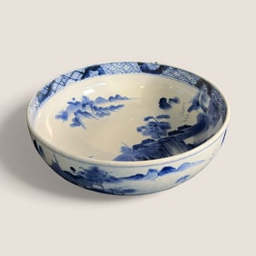 Large Imari Japanese Bowl