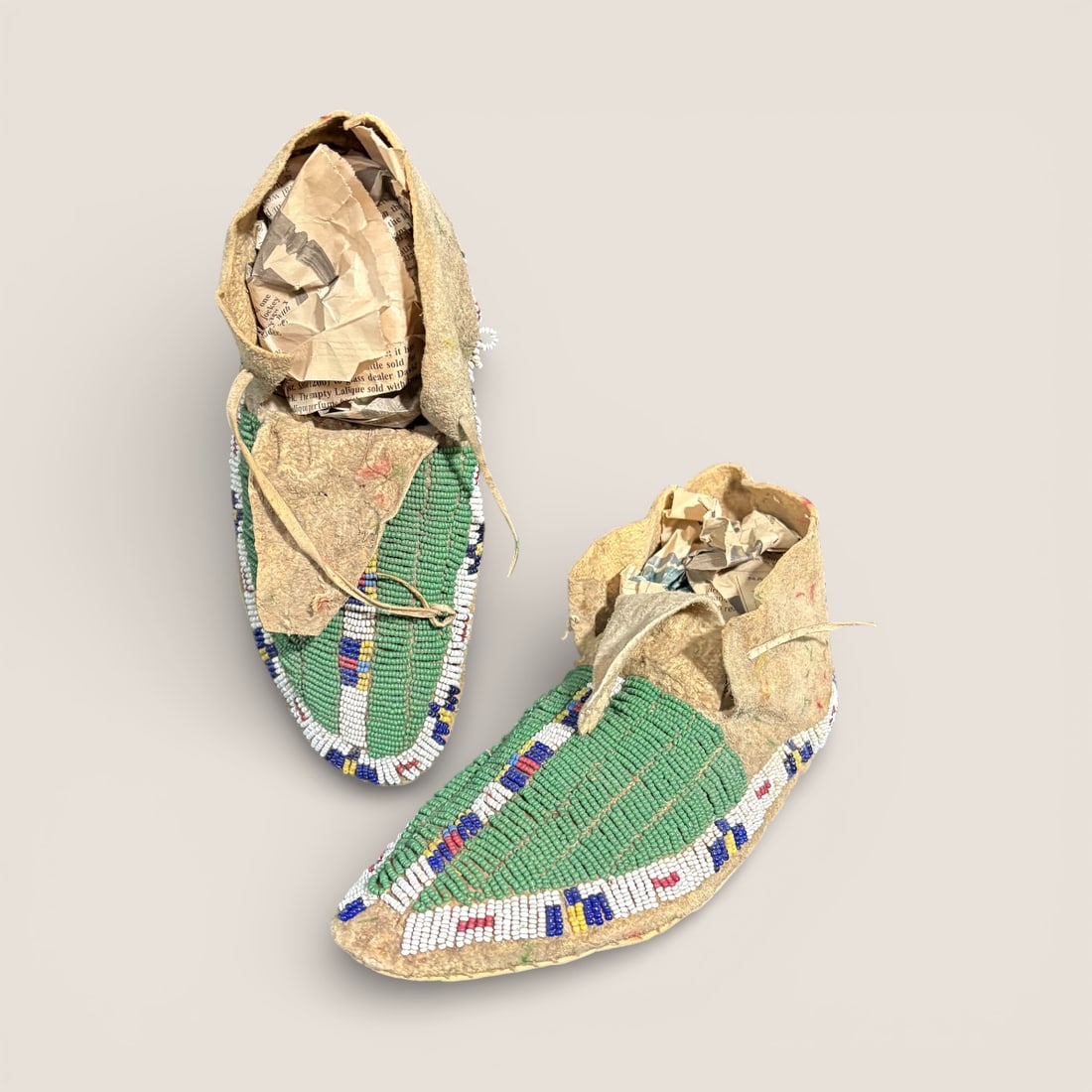 Sioux Adult Moccasins, 19th Century (1 of 2)