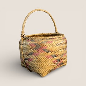Choctaw Handled Basket