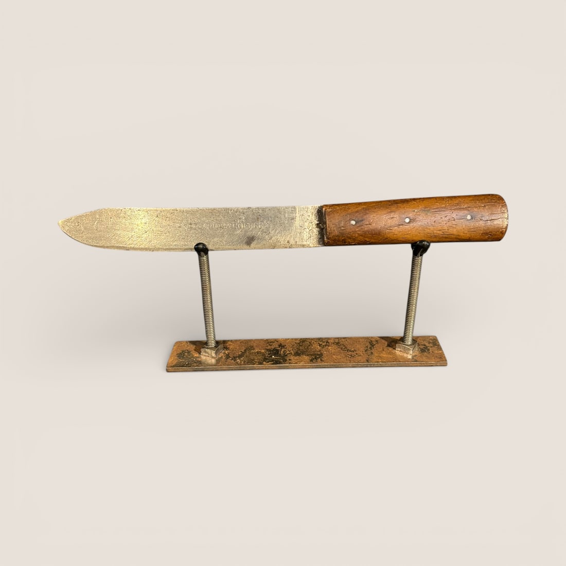Advertising Butcher Knife " Ariosa Coffee ": Stamped on blade " Airosa Coffee " 10 1/2 inch knife To bid with us directly, please visit Ziebarths.com (18% buyers premium). We offer affordable, in-house shipping on all lots in the auction. If you