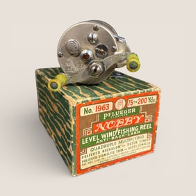 Vintage Fishing Reel In Original Box No.1963 Pflueger Level Winding Reel