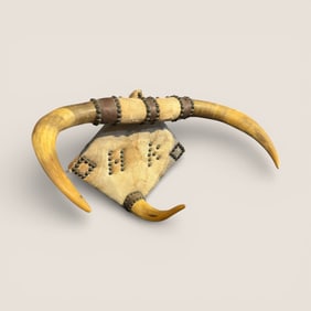 Excellent Antique Horn Hanging Hat Rack