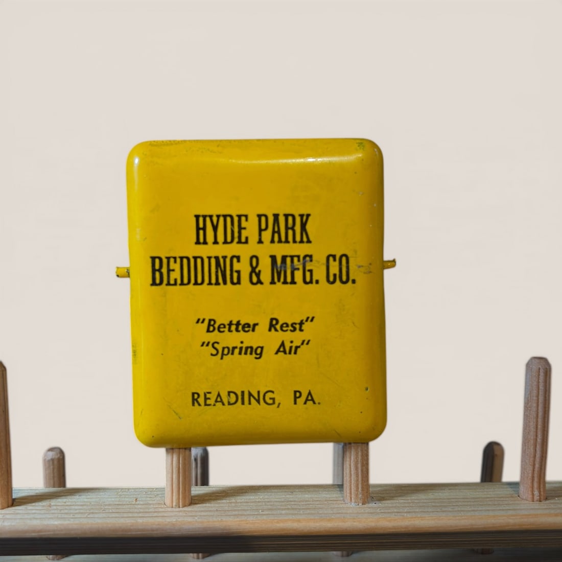 Antique Advertising Bill Letter Clip, " Hyde Park Bedding & Mfg. Co. ", Reading Pa. (1 of 1)
