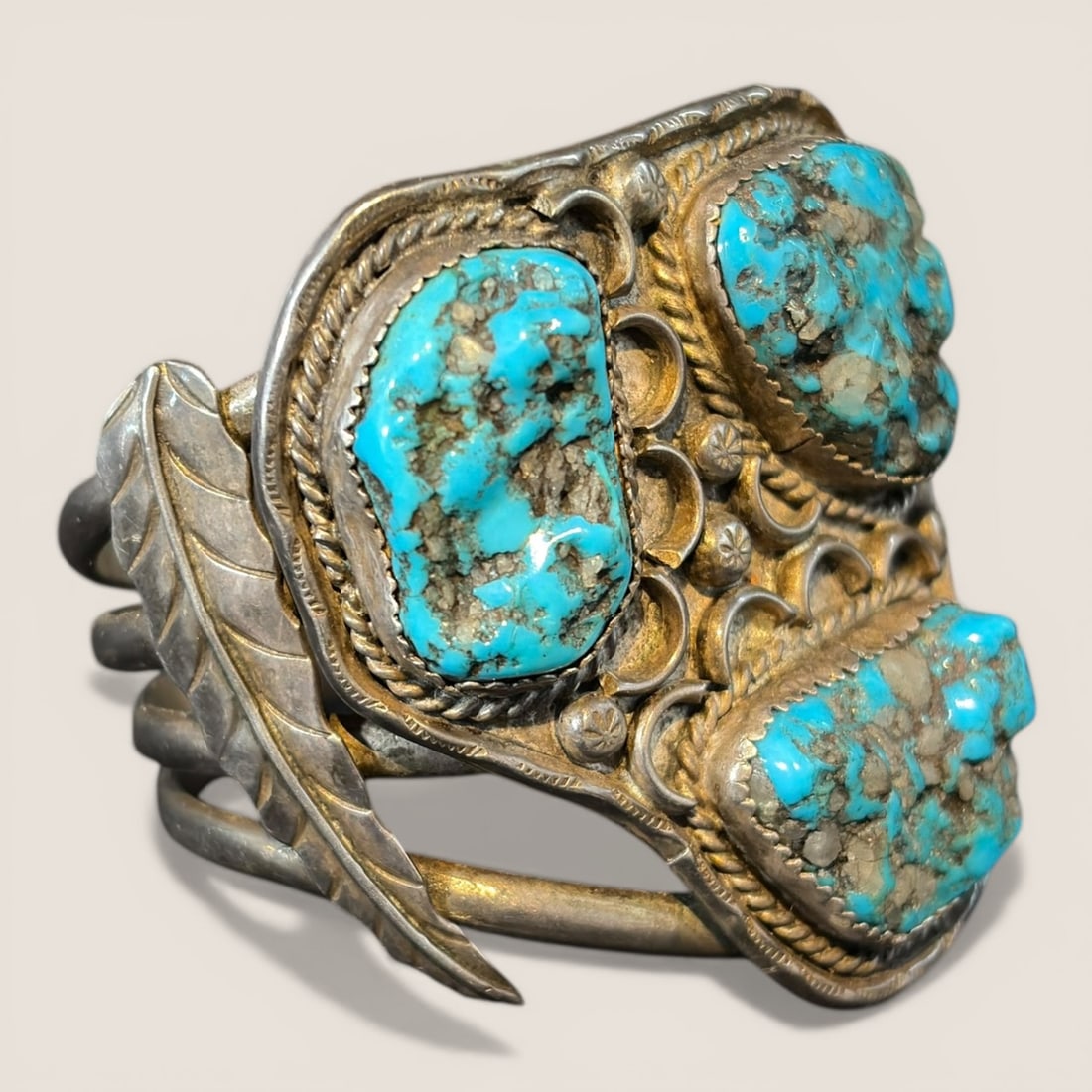 Very Nice Turquoise And Silver Navajo Bracelet (1 of 2)
