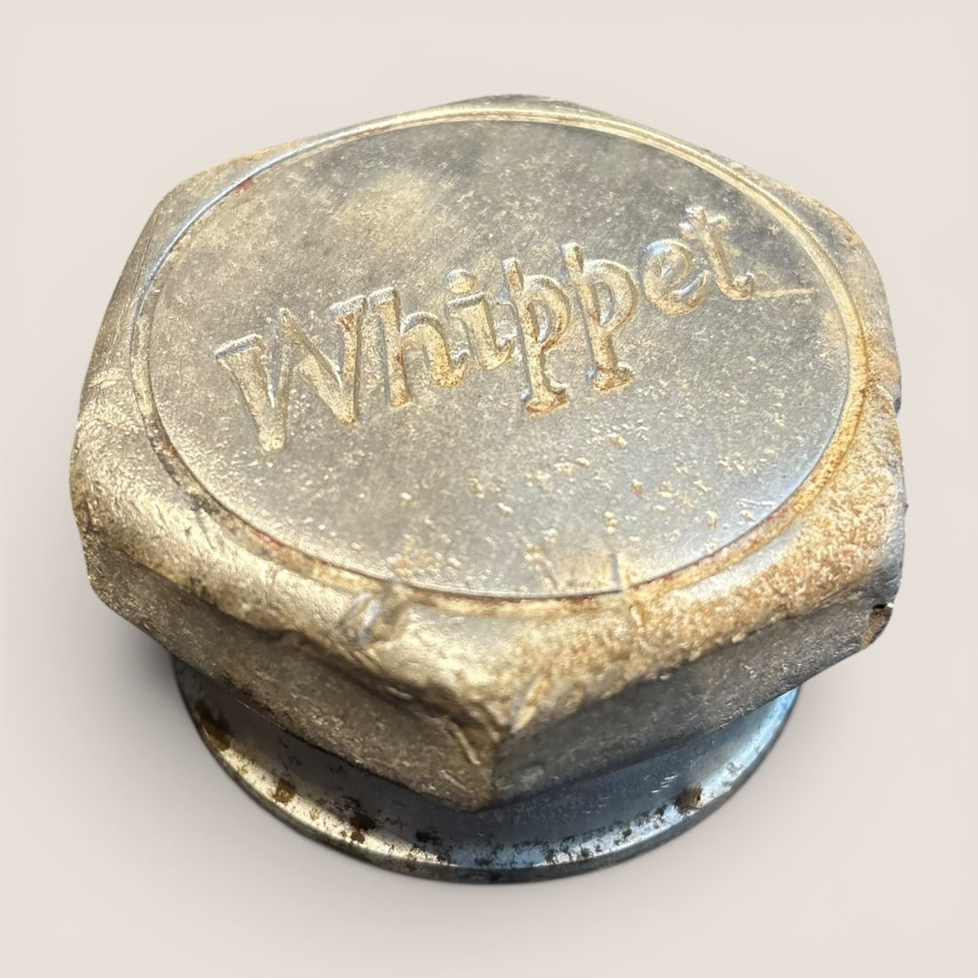 Vintage Whippet Automobile Hub Cap (1 of 2)