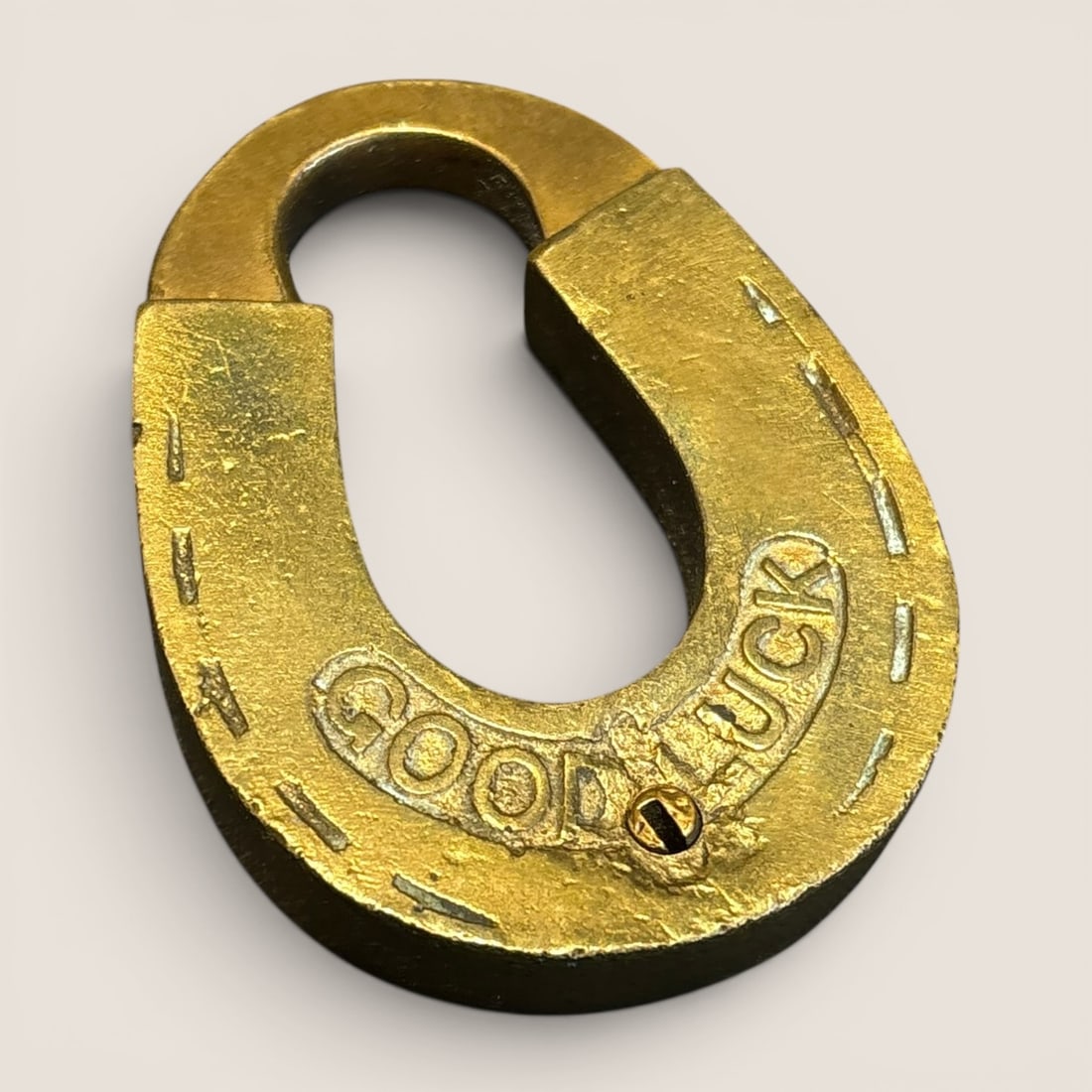 Antique Brass Good Luck Horseshoe Novelty Padlock (1 of 1)
