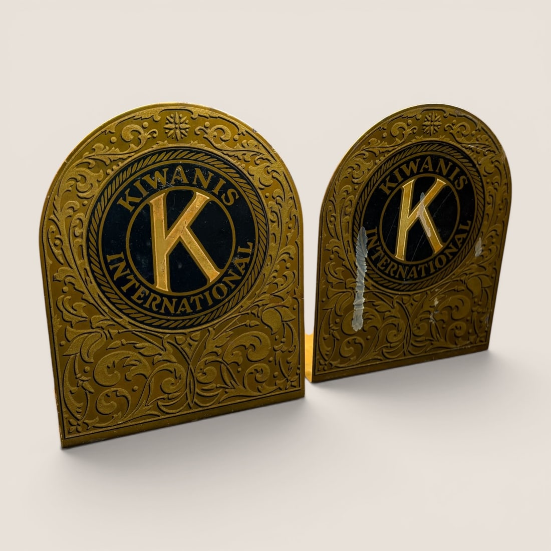 Vintage Metal Kiwanis Pair Of Bookends (1 of 2)