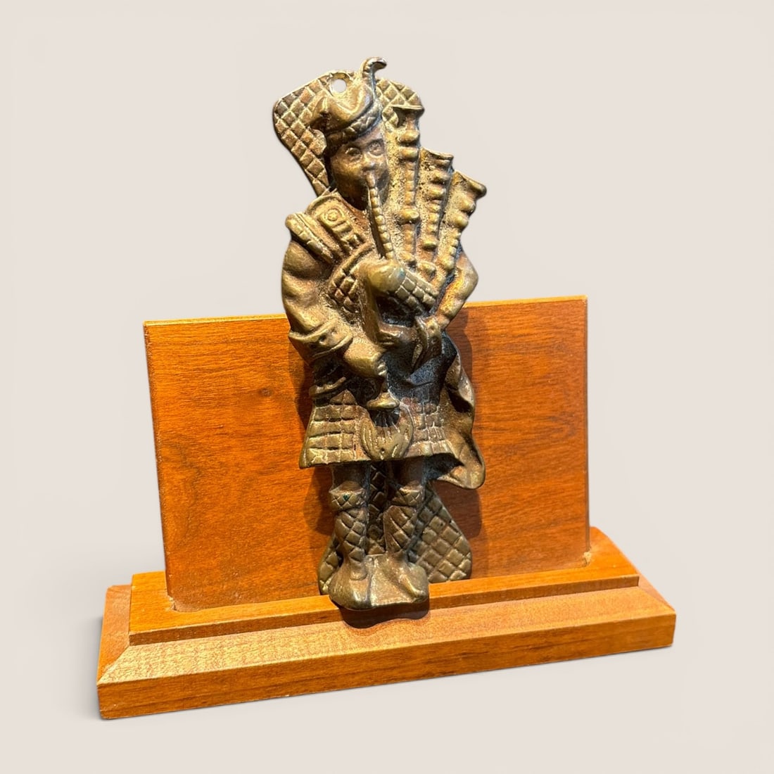 Vintage Bagpipe Player Door Knocker (1 of 1)