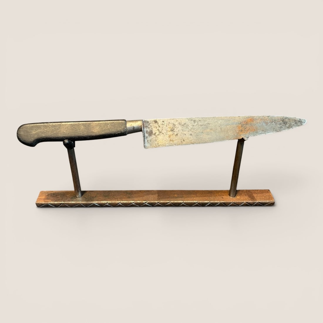 Knife Marked FP Ance: Measuring approx 10 inches in length.We provide in-house shipping on all items in the auction. Bid directly at Bid.Ziebarths.com for a lower buyers premium (18%).