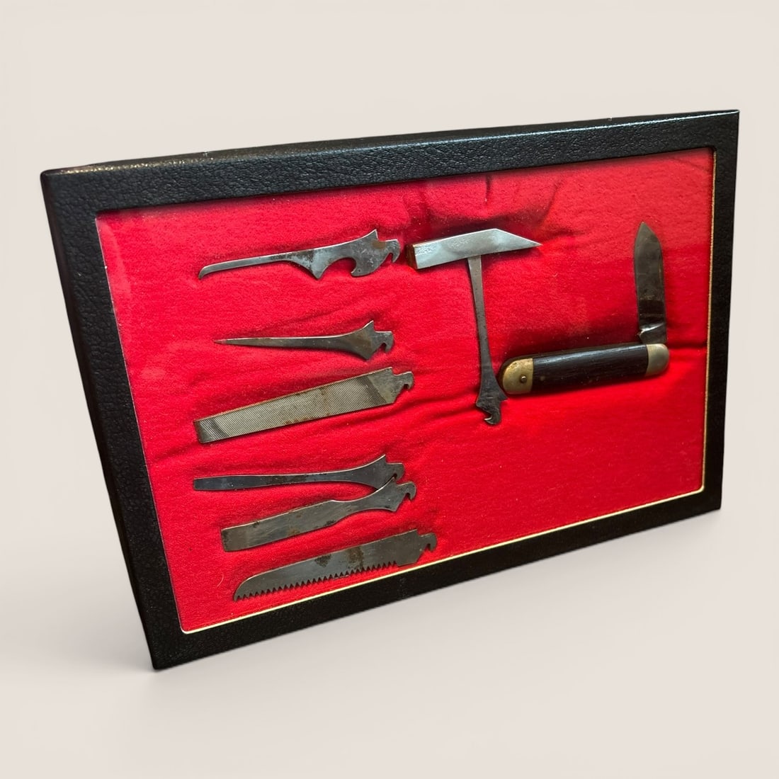 Rare Utica Cutlery Co Folding Knife Set: Including various blades, and the original folding knife.We provide in-house shipping on all items in the auction. Bid directly at Bid.Ziebarths.com for a lower buyers premium (18%).
