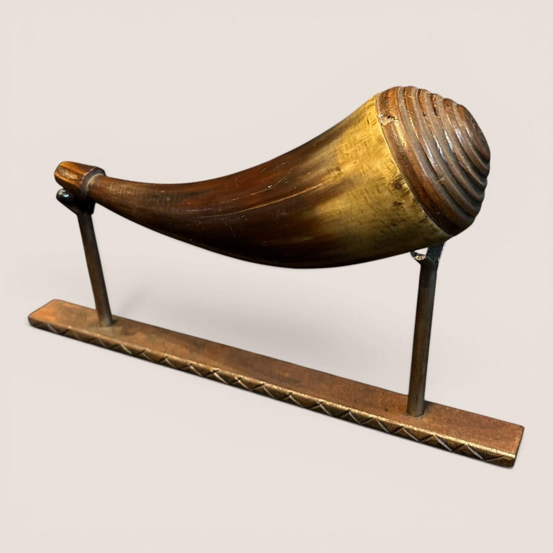Excellent Carved Horn Flask: Measuring approx 7.5 inches in lengthWe provide in-house shipping on all items in the auction. Bid directly at Bid.Ziebarths.com for a lower buyers premium (18%).